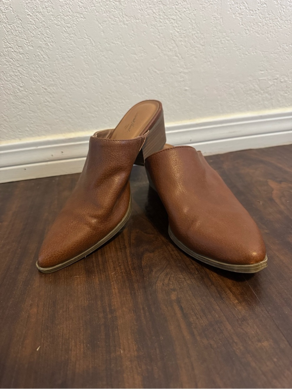 Universal Thread Brown Leather Mule Loafers